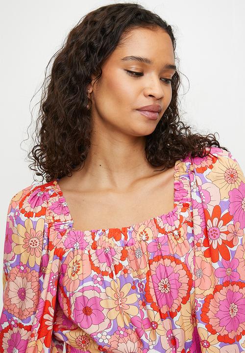 Stella Morgan - Bell Half Sleeve Elasticated Midi Dress With Square Neck - Multi Pink