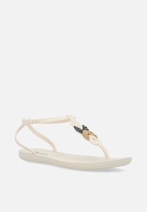 Ipanema - Class Lush T-Bar - White