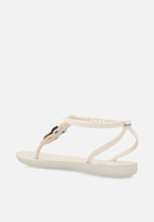Ipanema - Class Lush T-Bar - White