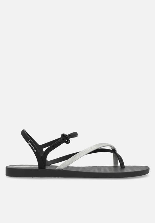 Ipanema - Class Elegant Sand Slingback - Black & silver