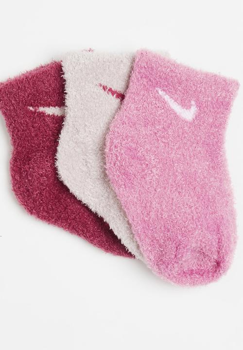 Nike - Nike infant cozy socks 3-pack - platinum violet
