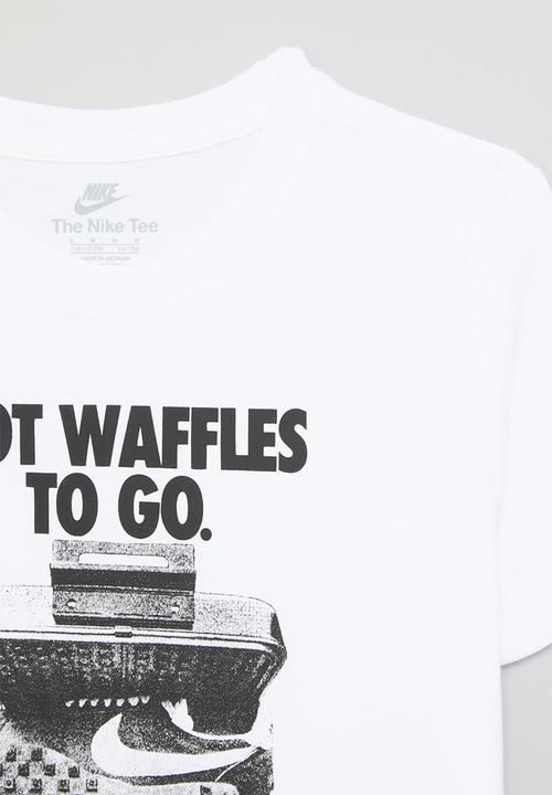 Nike - Nike waffles to go tee - white