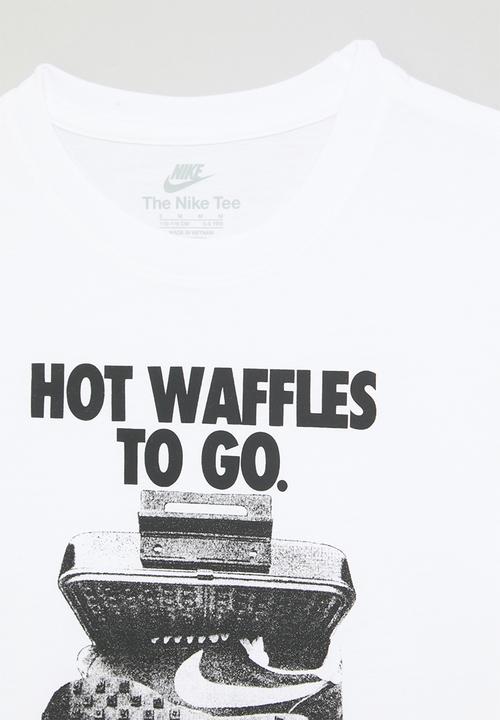 Nike - Nike waffles to go tee - white