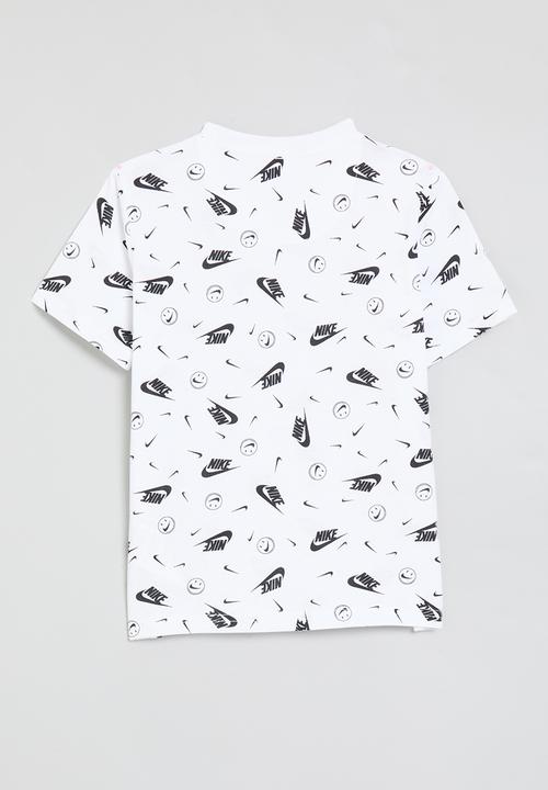 Nike - Nike all-over print boxy tee - white