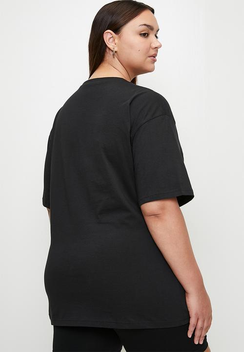 PUMA - Plus ESS Relaxed Tee W PUMA Black