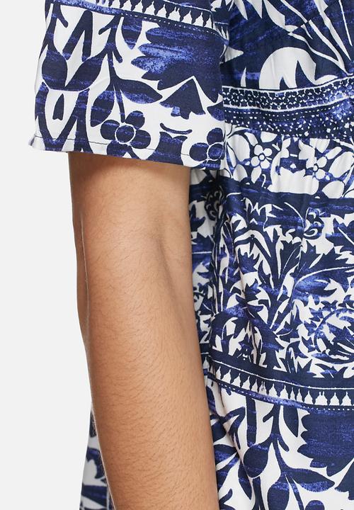 Vero Moda - First elegant lace top