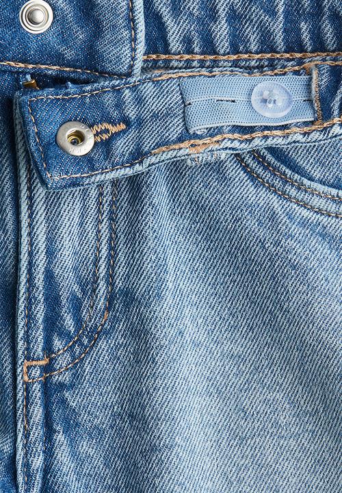 H&M - Denim shorts - light denim blue 