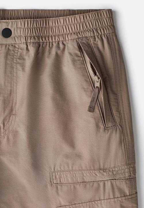 H&M - Regular fit twill cargo trousers - dark beige 