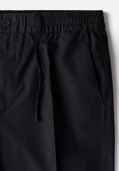 H&M - Regular fit cropped cotton trousers - black