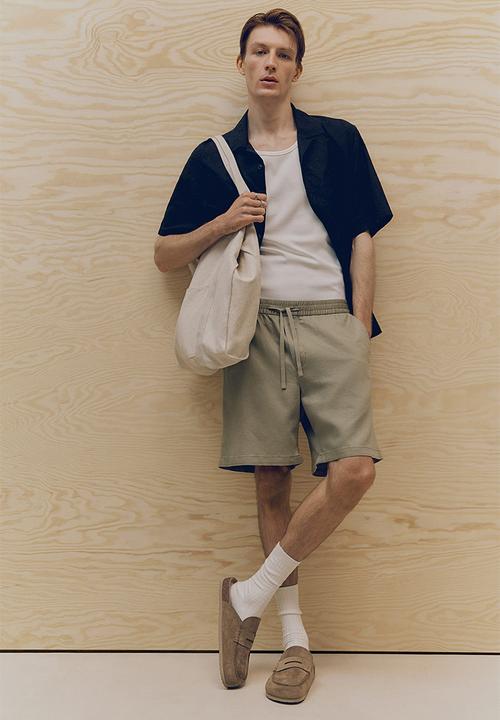 H&M - Relaxed fit linen-blend shorts - khaki green