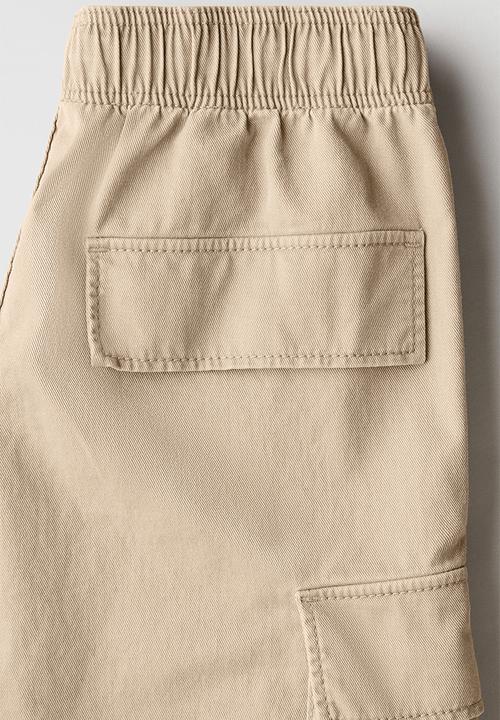 H&M - Cargo twill shorts - light beige 