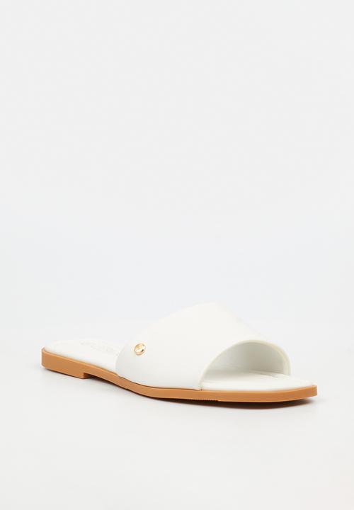 Miss Black - Cream 1 flat sandal - white