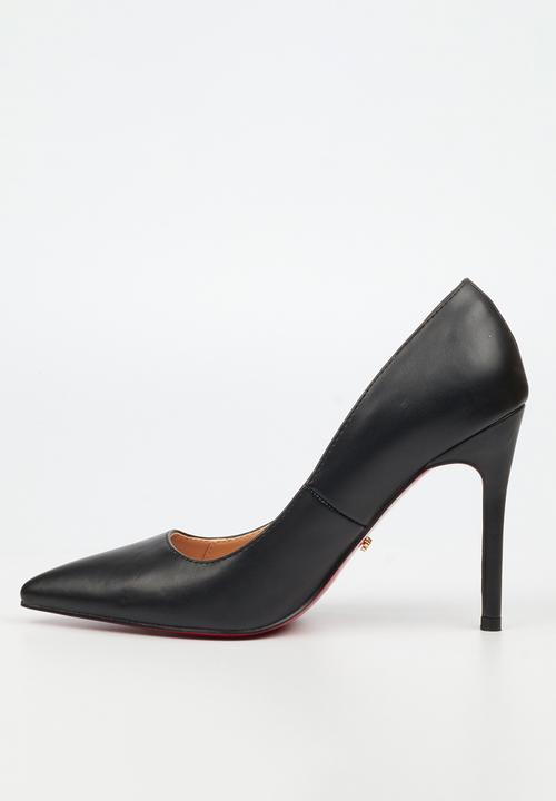 Miss Black - Lola 42 side buckle court heel - black