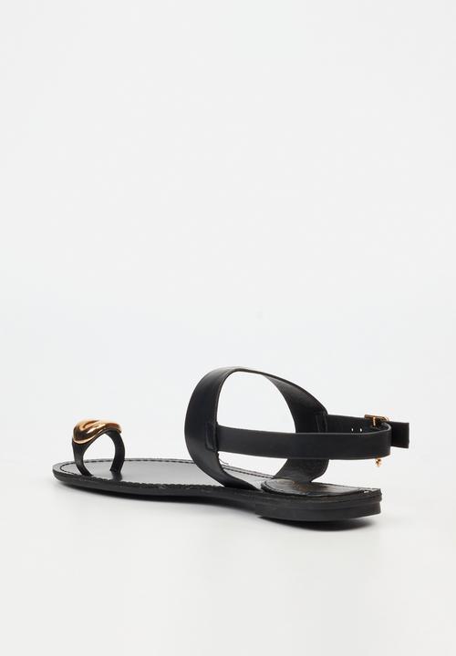 Miss Black - Sara 4 toe-loop sandal - black
