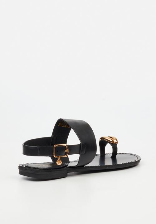 Miss Black - Sara 4 toe-loop sandal - black