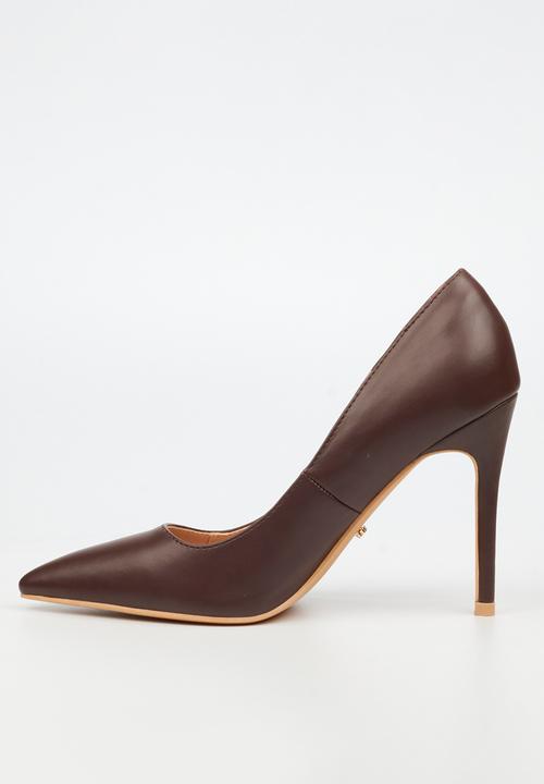 Miss Black - Lola 42 side buckle court heel - chocolate