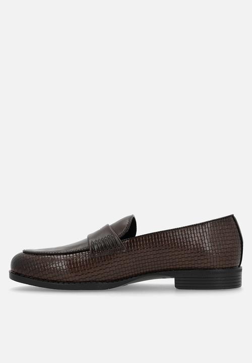 PC - Basket weave loafer - choc