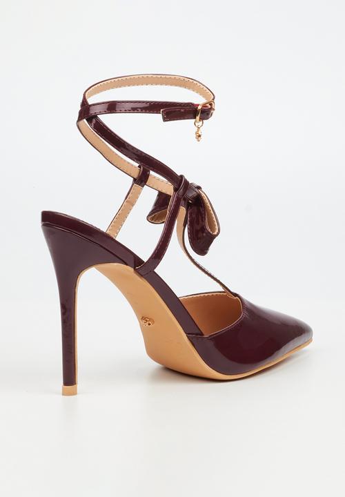 Miss Black - Lola 59 front bow court heel - plum