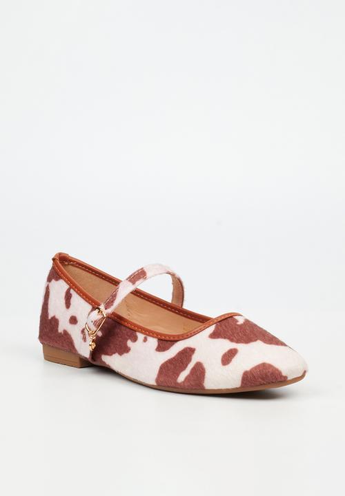 Miss Black - Saga 2 baby doll pump - cow