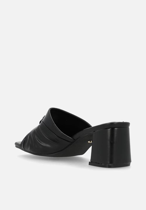 Miss Black - Nolwazi 1 block heel mule - black