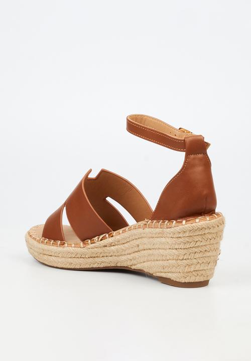 Miss Black - Jayda 11 h-cut rope wedge - tan