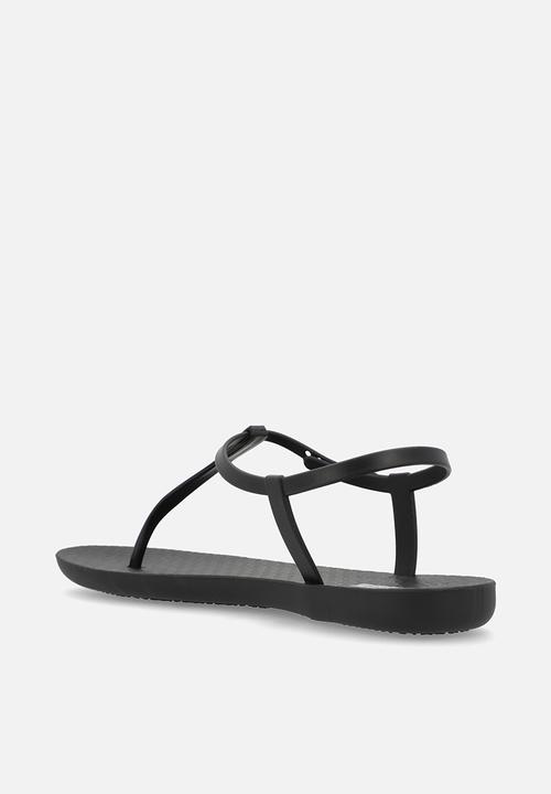 Ipanema - Luxo II T-Bar - Black