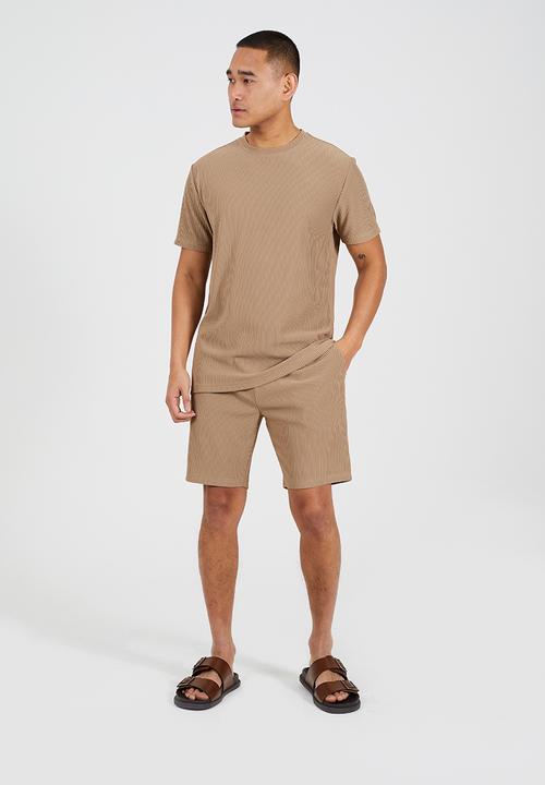 Brave Soul - Relaxed Fit Crew Neck T-Shirt - Dark Taupe