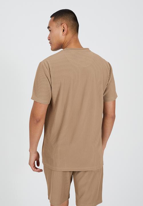 Brave Soul - Relaxed Fit Crew Neck T-Shirt - Dark Taupe