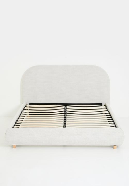Isabel upholstered bed - natural