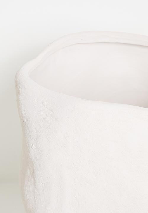 Sixth Floor - Tall crunchy outdoor planter - white