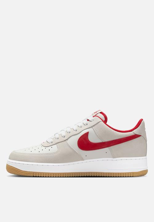Nike - Air Force 1 '07 LV8
