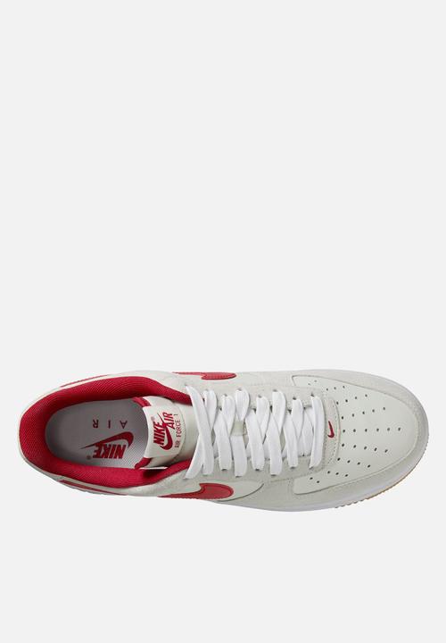 Nike - Air Force 1 '07 LV8