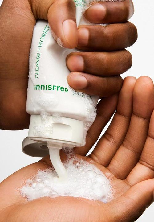Innisfree - Green Tea Amino Acid Cleansing Foam