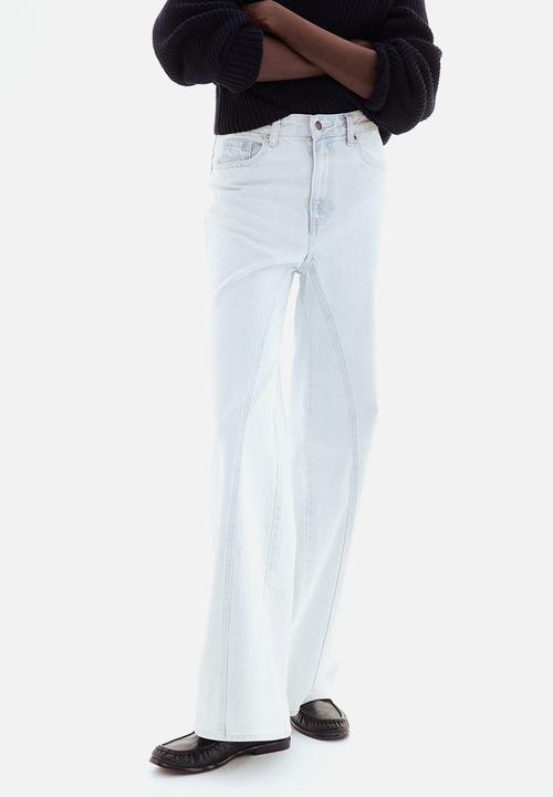 H&M - Flared jeans - light denim blue