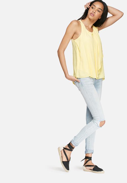 Vero Moda - Therma frill top