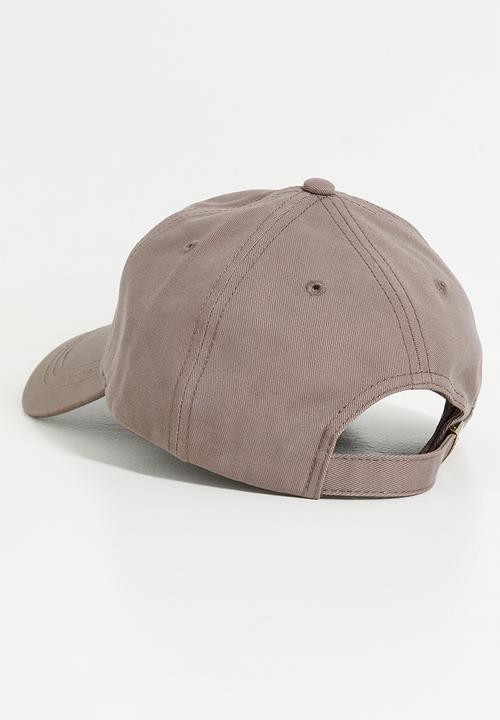 POLO - 6 Panel Badge Peak - Burgundy