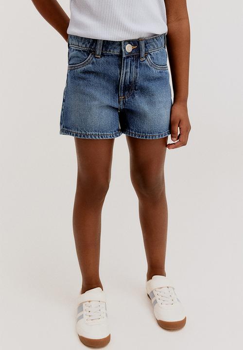 H&M - Denim shorts - denim blue 
