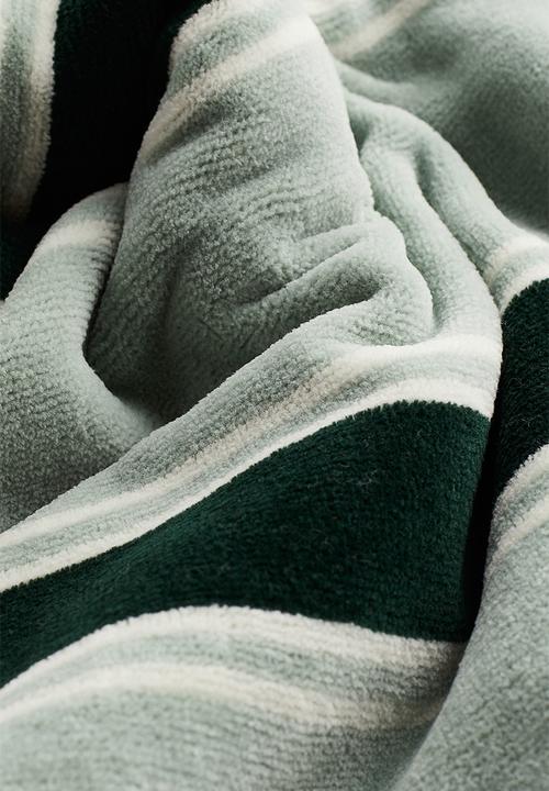H&M - Striped beach towel - sage green striped 