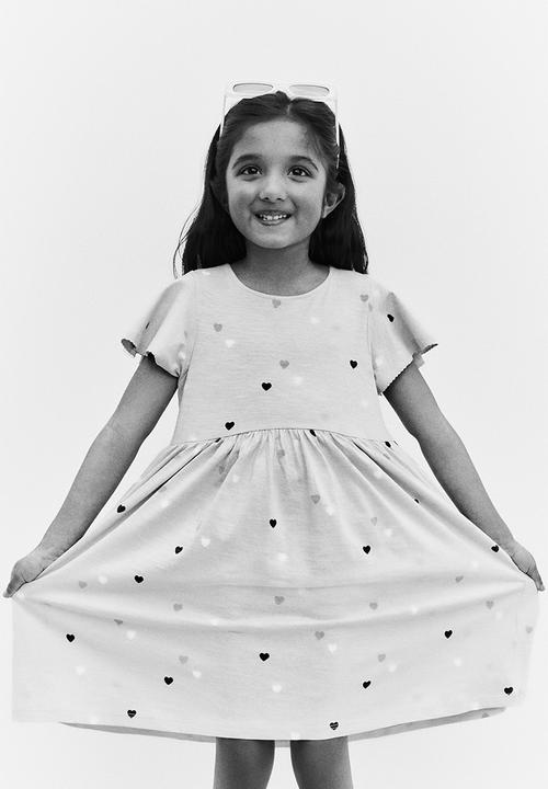 H&M - Flutter-sleeved cotton dress - light apricot hearts
