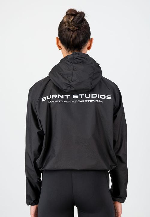 Burnt  - Essential Lightweight Jacket - Black