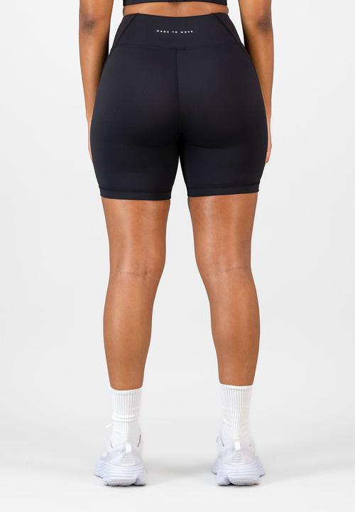 Burnt  - Essential Arise Short 6-inch Inseam- Black