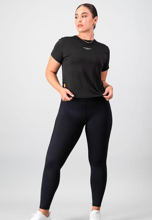 Burnt  - Essential Movement Tee - Black