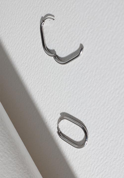 Burnt  - Thin Oval Hoops - Silver