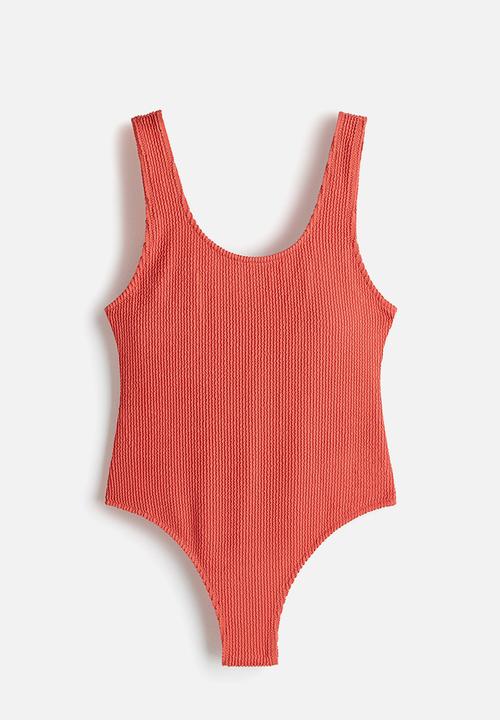 H&M - Padded-cup swimsuit - coral red
