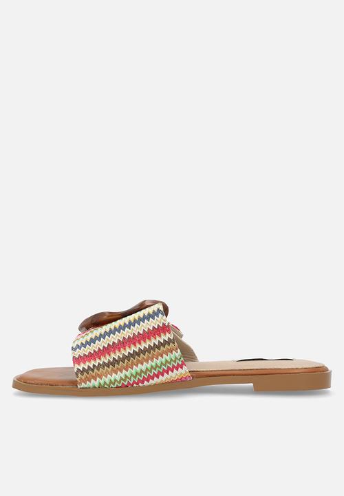 Madison® - Janvee 2 slide - multi