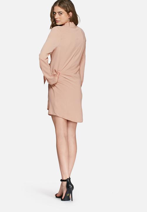 Missguided - Crepe wrap shirt dress