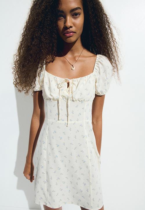 H&M - Puff-sleeved dress - white floral