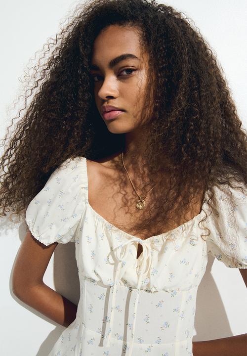 H&M - Puff-sleeved dress - white floral