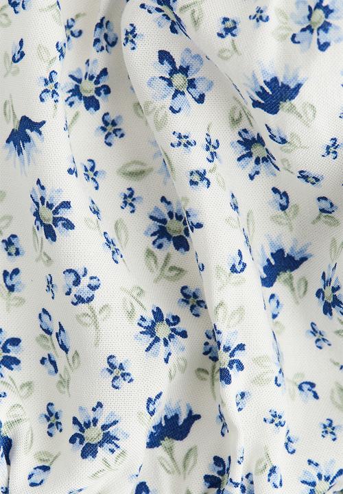 H&M - Puff-sleeved dress - blue floral 