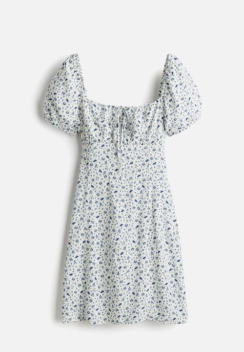 H&M - Puff-sleeved dress - blue floral 